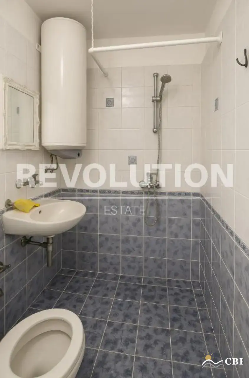 Apartment, 1-room, 30 m², in Varna. Photo 5 of 5. Varna, Black Sea, Bulgaria. Cheap Beach Holiday.