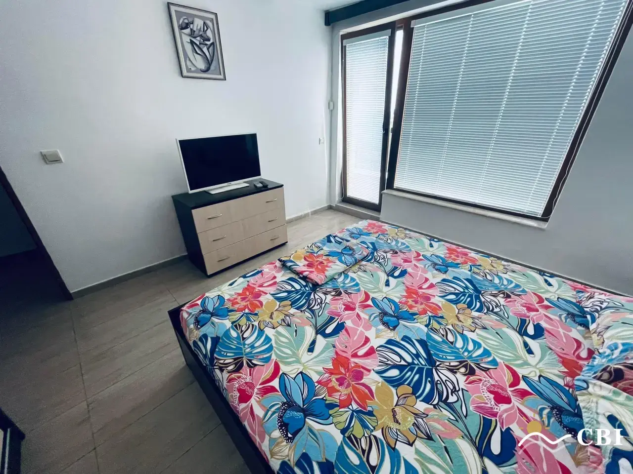 Apartment, 2-room, 65 m², in St. St. Konstantin and Elena. Photo 4 of 8. St. St. Konstantin and Elena, Black Sea, Bulgaria. Cheap Beach Holiday.