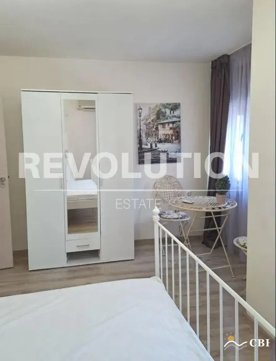 Apartment, 3-room, 76 m², in Varna. Photo 6 of 9. Varna, Black Sea, Bulgaria. Cheap Beach Holiday.