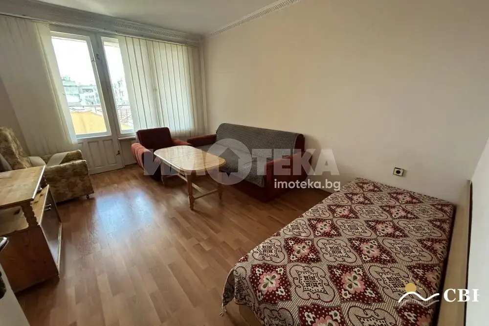 Apartment, 3-room, 65 m², in Varna. Photo 1 of 8. Varna, Black Sea, Bulgaria. Cheap Beach Holiday.