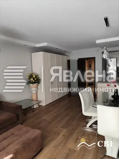 Apartment, 1-room, 80 m², in Varna. Photo 8 of 9. Varna, Black Sea, Bulgaria. Cheap Beach Holiday.