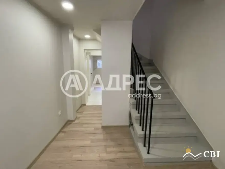 Apartment, 2-room, 49 m², in Varna. Photo 2 of 11. Varna, Black Sea, Bulgaria. Cheap Beach Holiday.