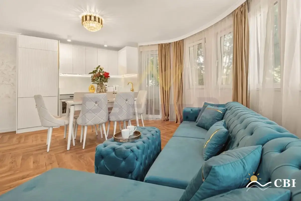 Apartment, 3-room, 100 m², in Varna. Photo 1 of 16. Varna, Black Sea, Bulgaria. Cheap Beach Holiday.