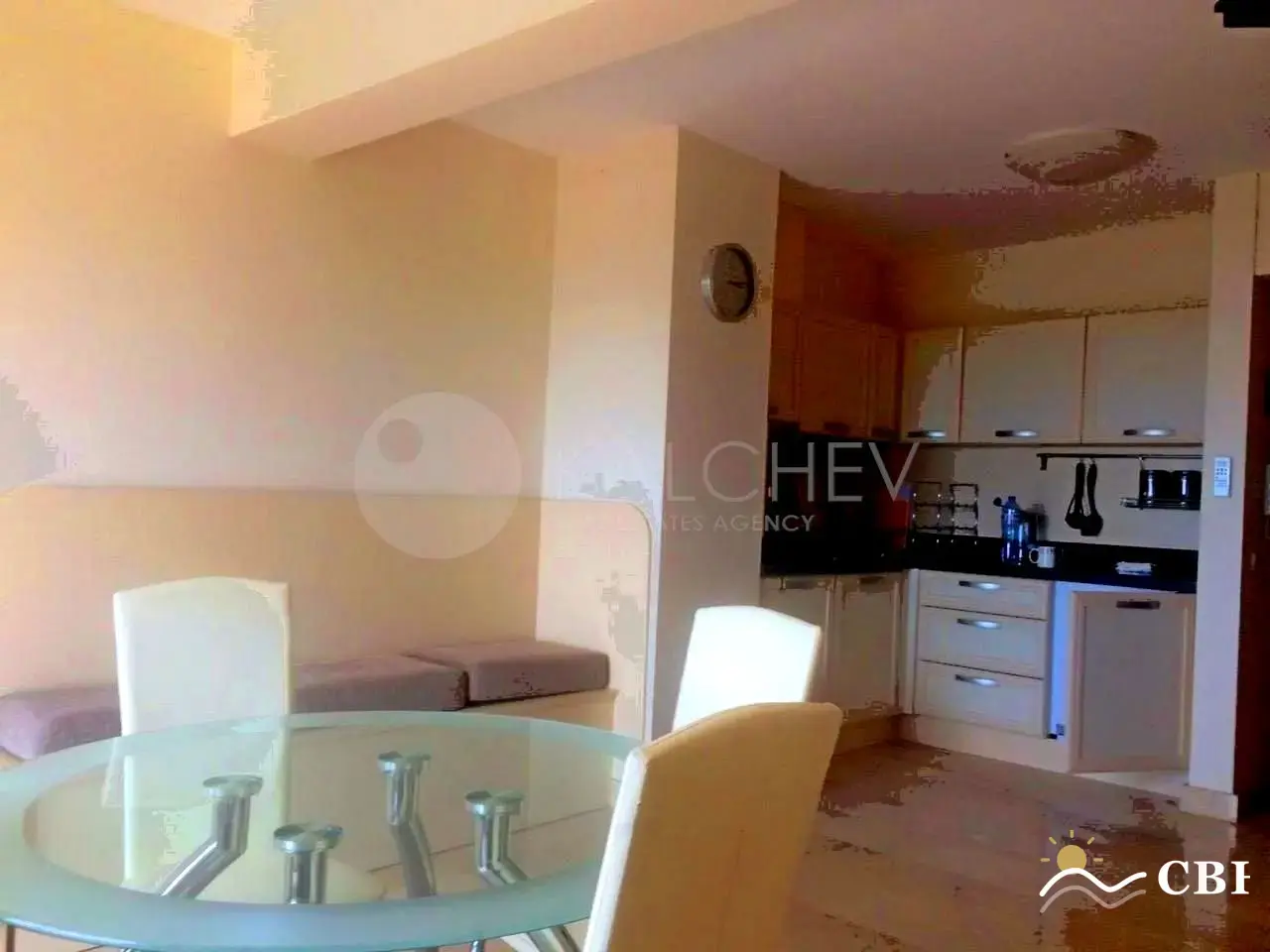 Apartment, 1-room, 80 m², in Kranevo. Photo 2 of 13. Kranevo, Black Sea, Bulgaria. Cheap Beach Holiday.