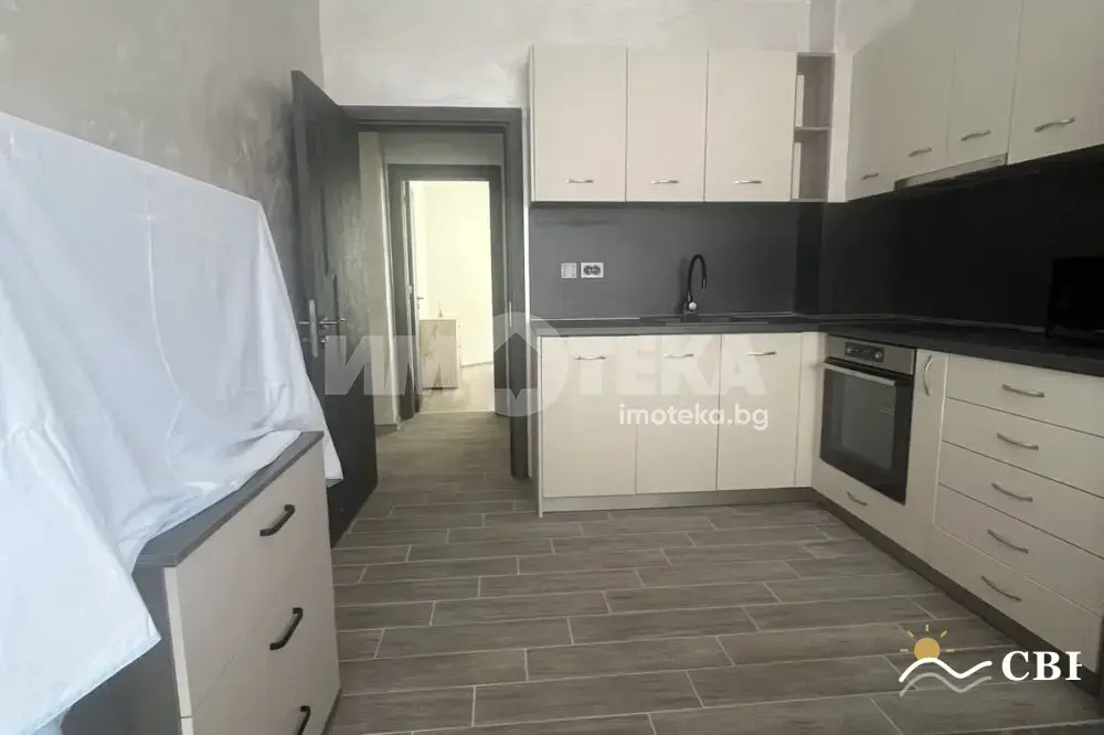 Apartment, 3-room, 89 m², in Varna. Photo 3 of 16. Varna, Black Sea, Bulgaria. Cheap Beach Holiday.