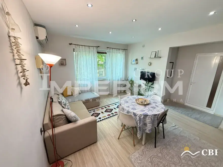 Apartment, 2-room, 55 m², in Varna. Photo 2 of 11. Varna, Black Sea, Bulgaria. Cheap Beach Holiday.