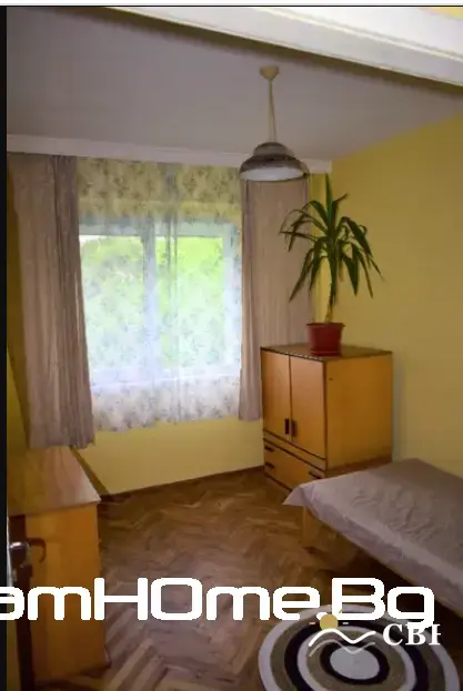Apartment, 3-room, 100 m², in Varna. Photo 4 of 8. Varna, Black Sea, Bulgaria. Cheap Beach Holiday.