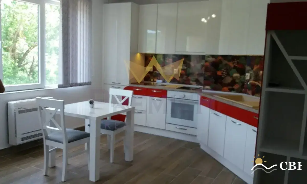 Apartment, 2-room, 65 m², in Varna. Photo 2 of 12. Varna, Black Sea, Bulgaria. Cheap Beach Holiday.