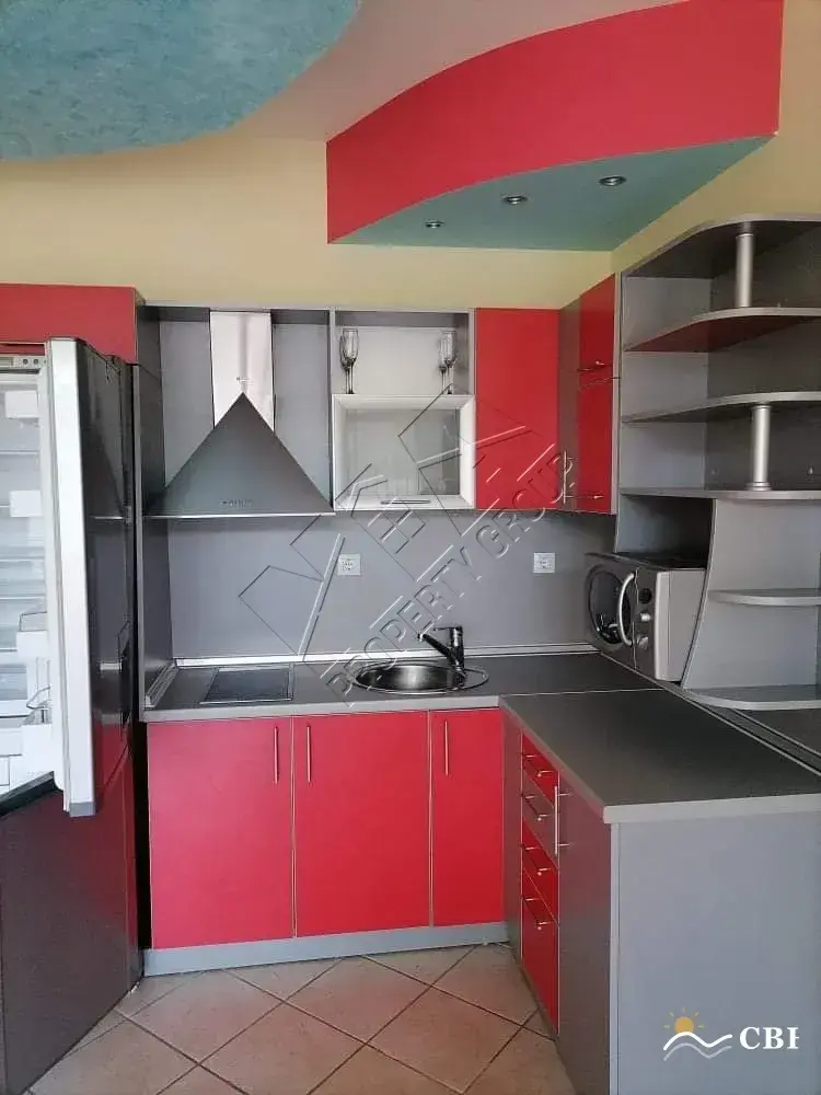 Apartment, 2-room, 100 m², in Sunny Beach. Photo 3 of 8. Sunny Beach, Black Sea, Bulgaria. Cheap Beach Holiday.