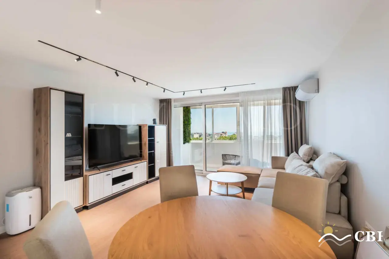 Apartment, 3-room, 94 m², in Varna. Photo 2 of 16. Varna, Black Sea, Bulgaria. Cheap Beach Holiday.