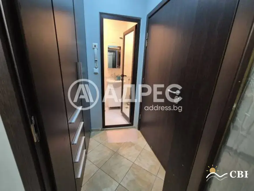Apartment, 1-room, 40 m², in Varna. Photo 8 of 10. Varna, Black Sea, Bulgaria. Cheap Beach Holiday.