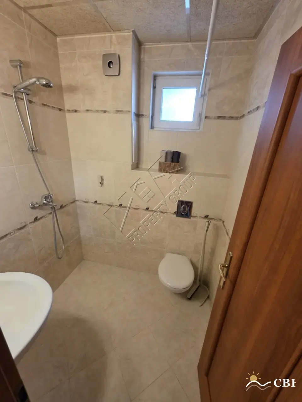 Apartment, 1-room, 81 m², in Pomorie. Photo 8 of 11. Pomorie, Black Sea, Bulgaria. Cheap Beach Holiday.
