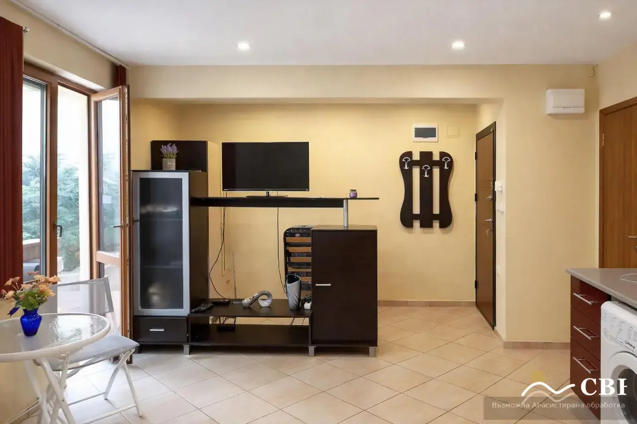 Apartment, 1-room, 40 m², in Varna. Photo 4 of 6. Varna, Black Sea, Bulgaria. Cheap Beach Holiday.