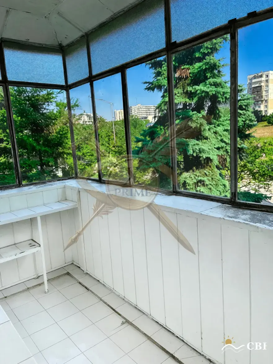 Apartment, 3-room, 90 m², in Varna. Photo 5 of 6. Varna, Black Sea, Bulgaria. Cheap Beach Holiday.