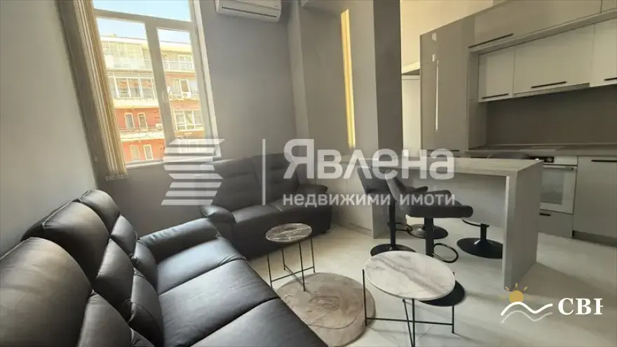 Apartment, 3-room, 110 m², in Varna. Photo 2 of 7. Varna, Black Sea, Bulgaria. Cheap Beach Holiday.