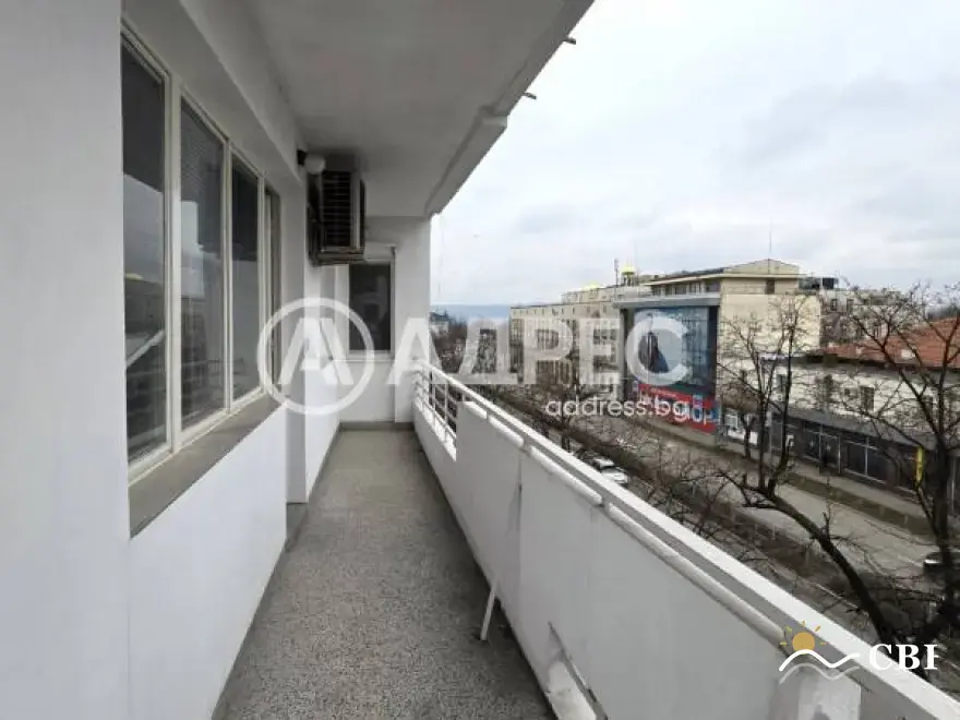 Apartment, 3-room, 105 m², in Varna. Photo 7 of 16. Varna, Black Sea, Bulgaria. Cheap Beach Holiday.