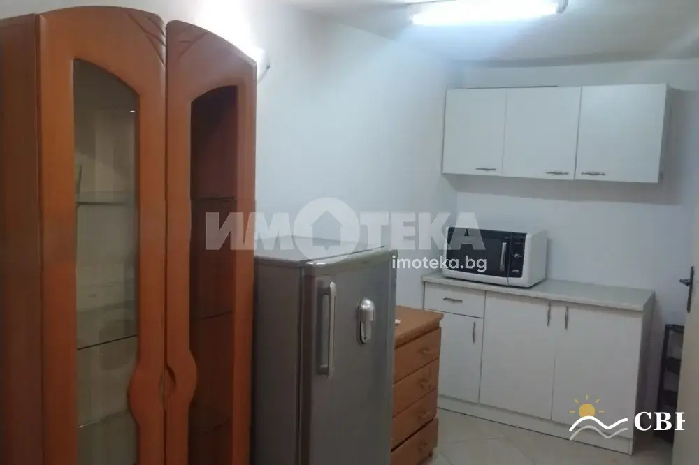 Apartment, 1-room, 49 m², in Varna. Photo 7 of 12. Varna, Black Sea, Bulgaria. Cheap Beach Holiday.