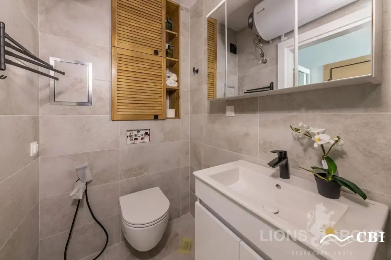 Apartment, 1-room, 76 m², in Varna. Photo 6 of 8. Varna, Black Sea, Bulgaria. Cheap Beach Holiday.