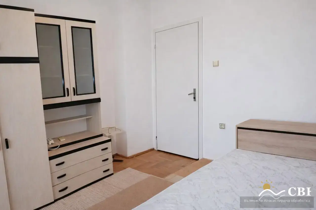 Apartment, 3-room, 100 m², in Varna. Photo 7 of 10. Varna, Black Sea, Bulgaria. Cheap Beach Holiday.
