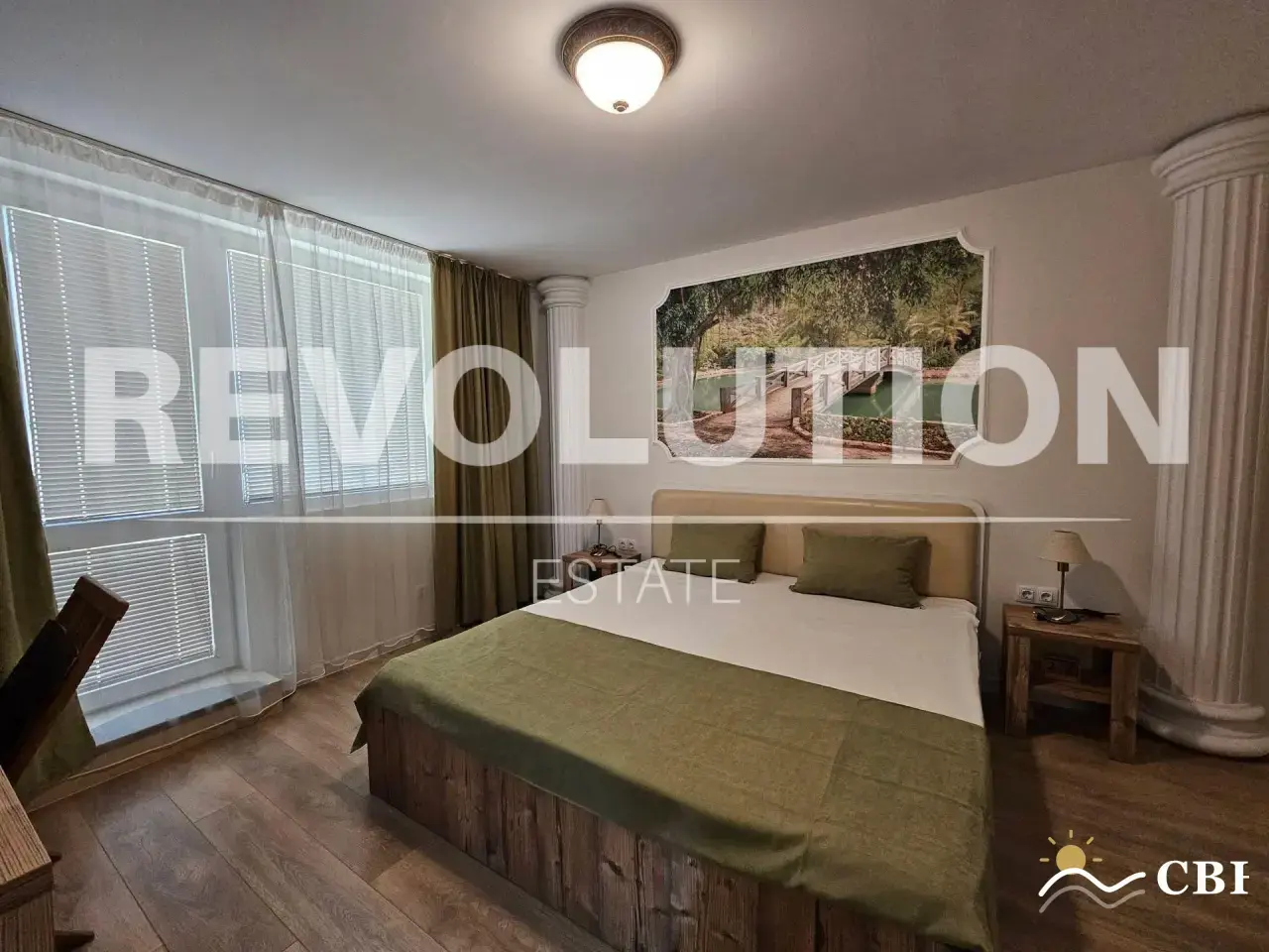 Apartment, 3-room, 105 m², in Izgrev. Photo 5 of 13. Izgrev, Black Sea, Bulgaria. Cheap Beach Holiday.