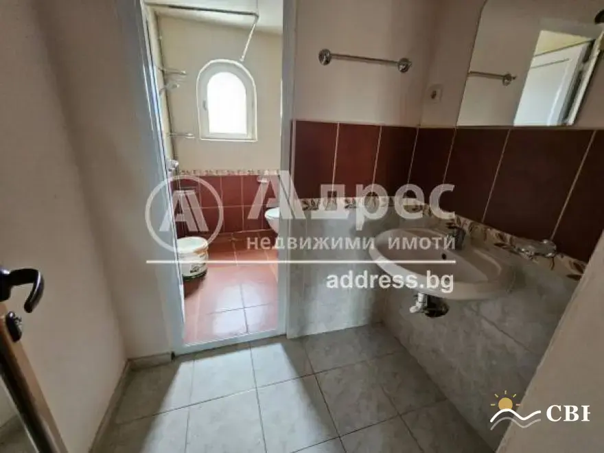 House, 1-room, 300 m², in Varna. Photo 8 of 16. Varna, Black Sea, Bulgaria. Cheap Beach Holiday.