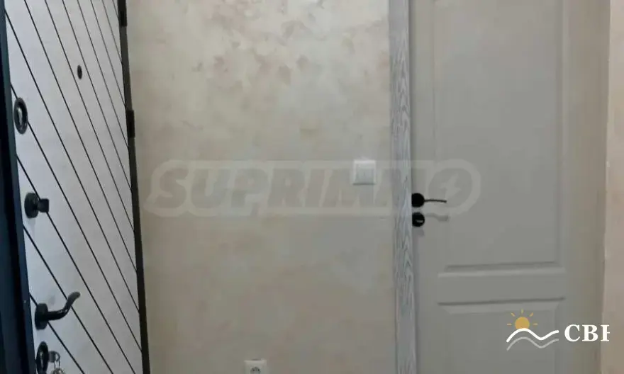 Apartment, 2-room, 70 m², in Burgas. Photo 4 of 9. Burgas, Black Sea, Bulgaria. Cheap Beach Holiday.
