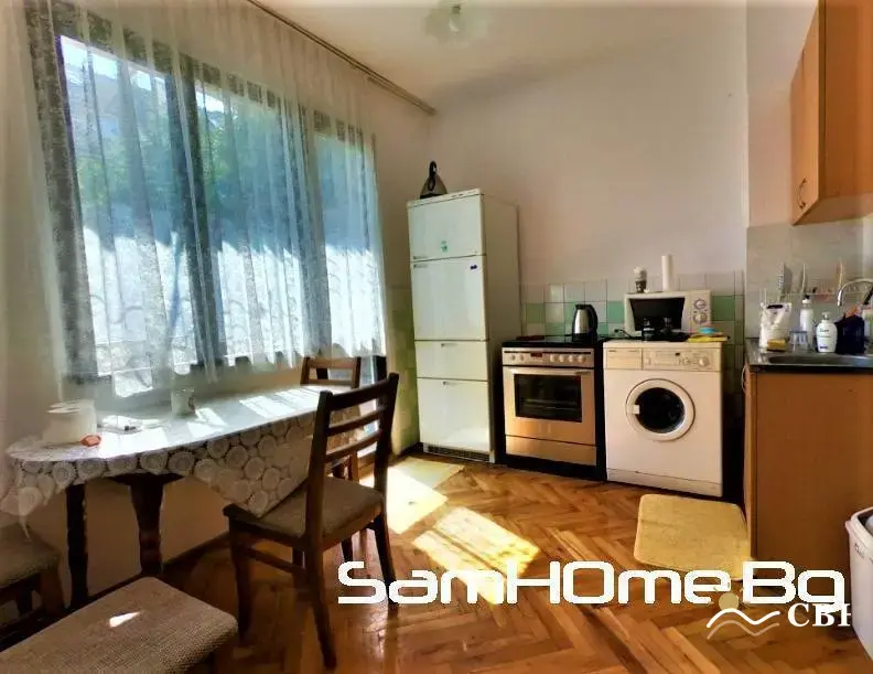Apartment, 2-room, 100 m², in Varna. Photo 5 of 9. Varna, Black Sea, Bulgaria. Cheap Beach Holiday.