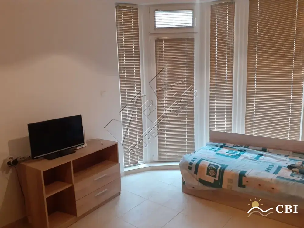 Apartment, 2-room, 56 m², in Pomorie. Photo 4 of 16. Pomorie, Black Sea, Bulgaria. Cheap Beach Holiday.