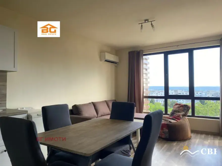 Apartment, 2-room, 65 m², in Varna. Photo 2 of 10. Varna, Black Sea, Bulgaria. Cheap Beach Holiday.