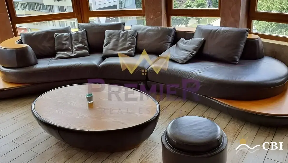 Apartment, 3-room, 120 m², in Varna. Photo 3 of 9. Varna, Black Sea, Bulgaria. Cheap Beach Holiday.