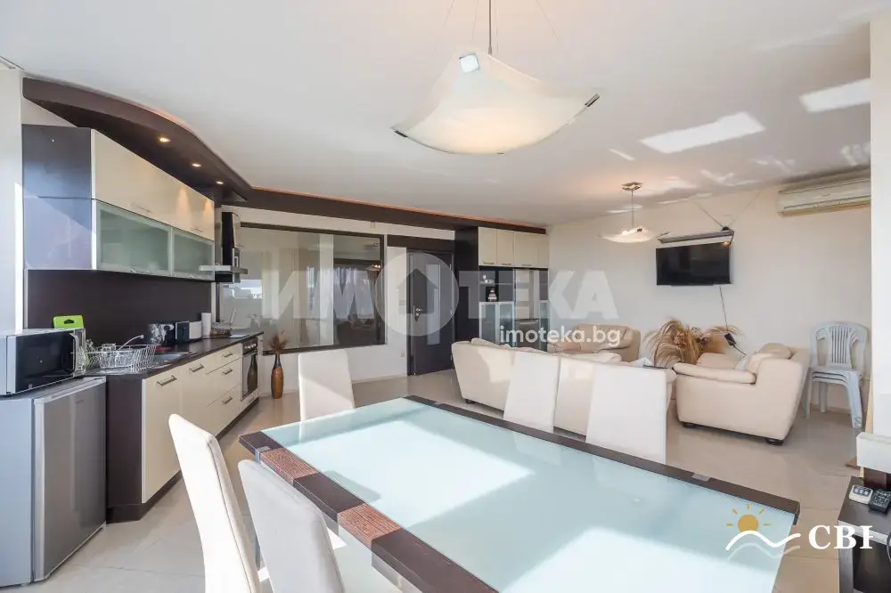 Apartment, 1-room, 147 m², in Varna. Photo 3 of 16. Varna, Black Sea, Bulgaria. Cheap Beach Holiday.
