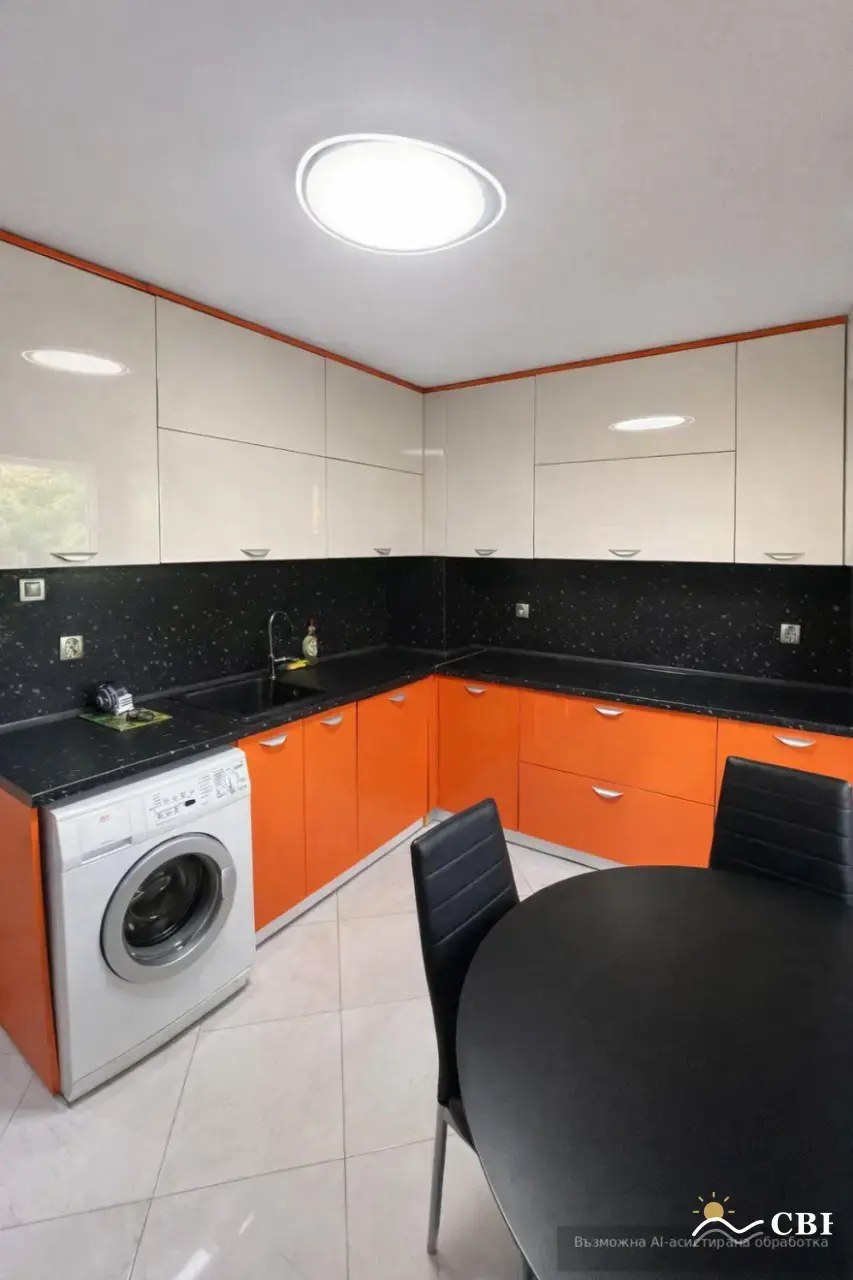 Apartment, 4-room, 90 m², in Varna. Photo 2 of 10. Varna, Black Sea, Bulgaria. Cheap Beach Holiday.