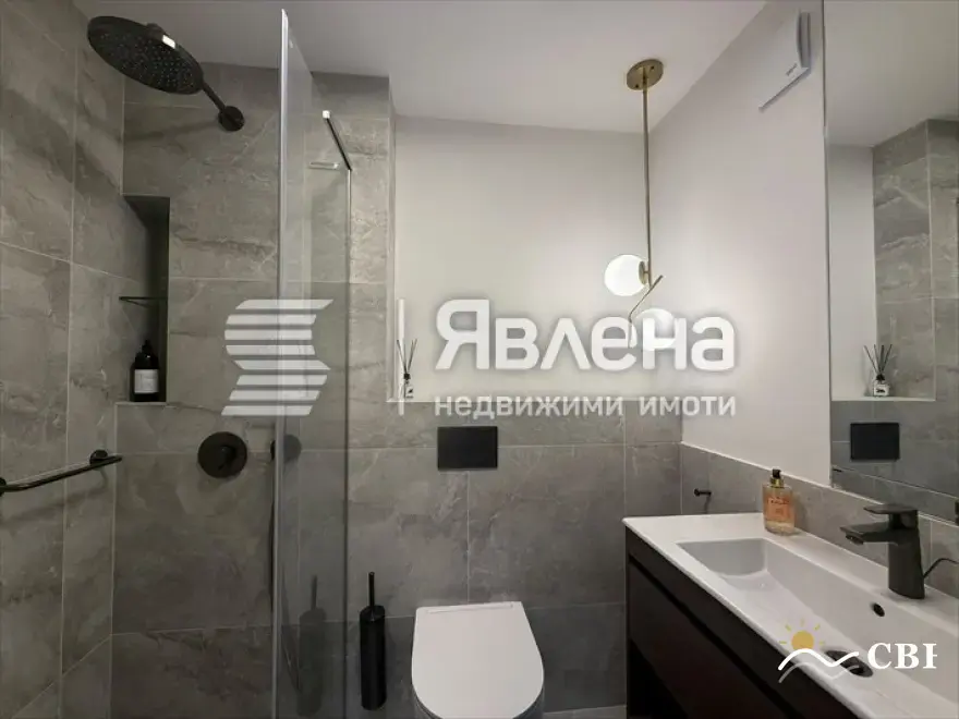 Apartment, 3-room, 95 m², in Varna. Photo 8 of 10. Varna, Black Sea, Bulgaria. Cheap Beach Holiday.