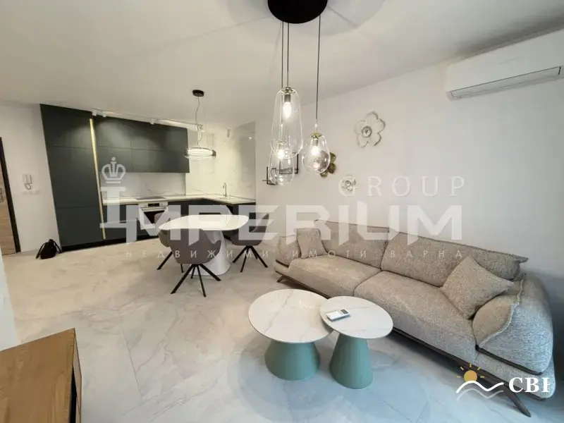 Apartment, 1-room, 7527.1 m², in St. St. Konstantin and Elena. Photo 4 of 10. St. St. Konstantin and Elena, Black Sea, Bulgaria. Cheap Beach Holiday.