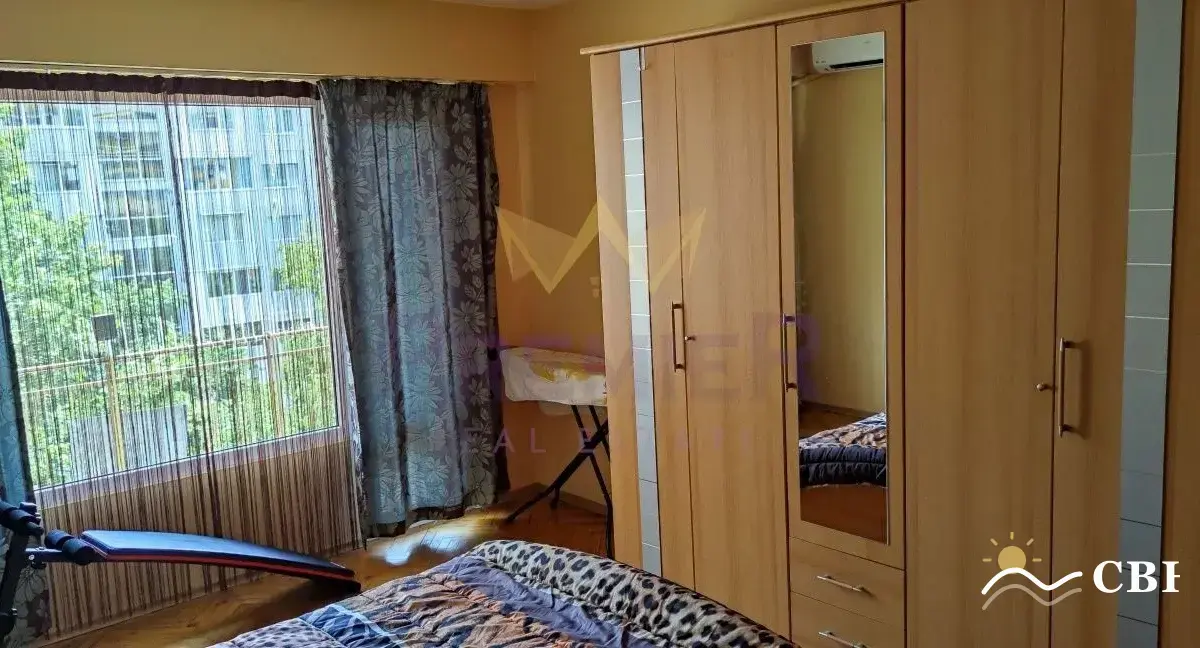 Apartment, 3-room, 86 m², in Varna. Photo 8 of 12. Varna, Black Sea, Bulgaria. Cheap Beach Holiday.