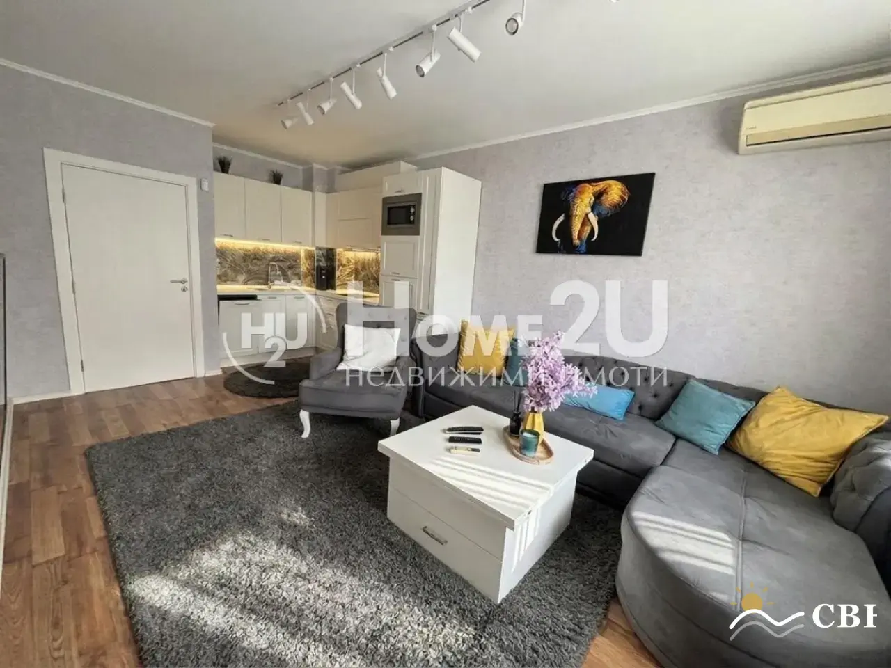 Apartment, 2-room, 65 m², in Burgas. Photo 2 of 5. Burgas, Black Sea, Bulgaria. Cheap Beach Holiday.