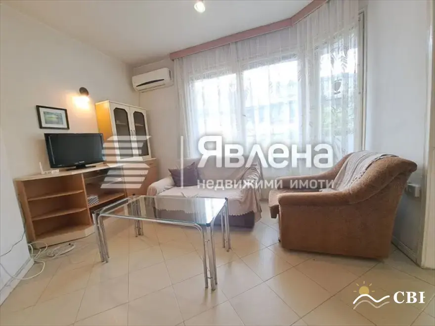 Apartment, 3-room, 80 m², in Varna. Photo 1 of 9. Varna, Black Sea, Bulgaria. Cheap Beach Holiday.