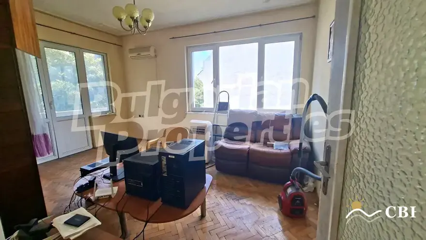 Apartment, 4-room, 100 m², in Varna. Photo 9 of 16. Varna, Black Sea, Bulgaria. Cheap Beach Holiday.