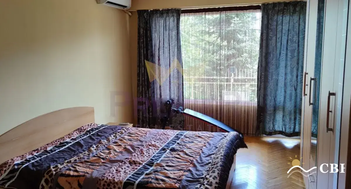 Apartment, 3-room, 86 m², in Varna. Photo 6 of 12. Varna, Black Sea, Bulgaria. Cheap Beach Holiday.