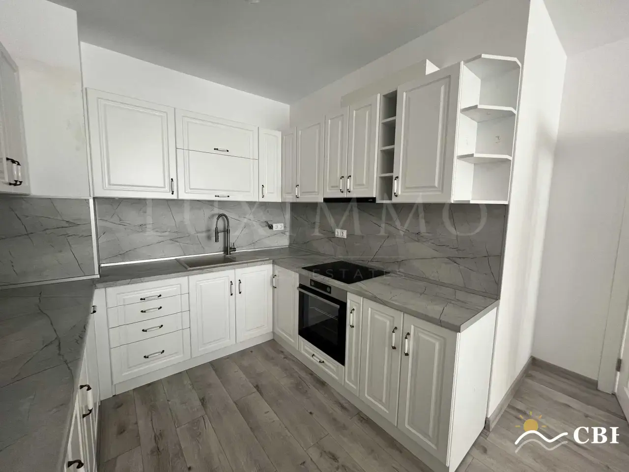 Apartment, 3-room, 132 m², in Burgas. Photo 6 of 16. Burgas, Black Sea, Bulgaria. Cheap Beach Holiday.