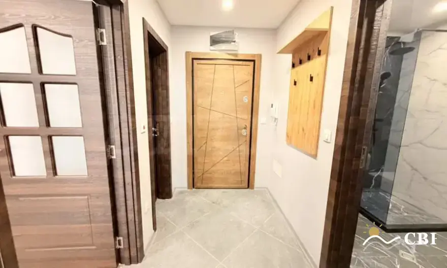 Apartment, 2-room, 75 m², in Burgas. Photo 7 of 16. Burgas, Black Sea, Bulgaria. Cheap Beach Holiday.