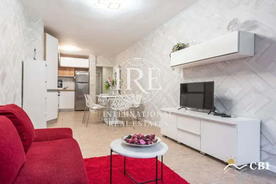 Apartment, 3-room, 95 m², in Varna. Photo 8 of 16. Varna, Black Sea, Bulgaria. Cheap Beach Holiday.