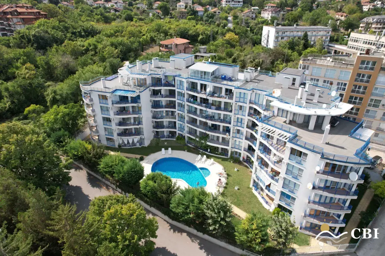 Apartment, 3-room, 97 m², in Balchik. Photo 2 of 16. Balchik, Black Sea, Bulgaria. Cheap Beach Holiday.