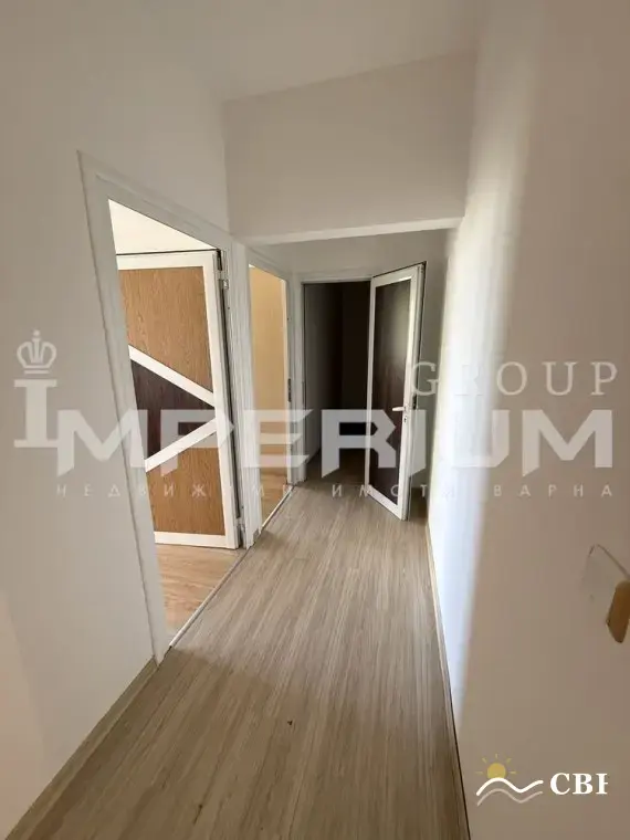 Apartment, 4-room, 25762 m², in Varna. Photo 6 of 11. Varna, Black Sea, Bulgaria. Cheap Beach Holiday.