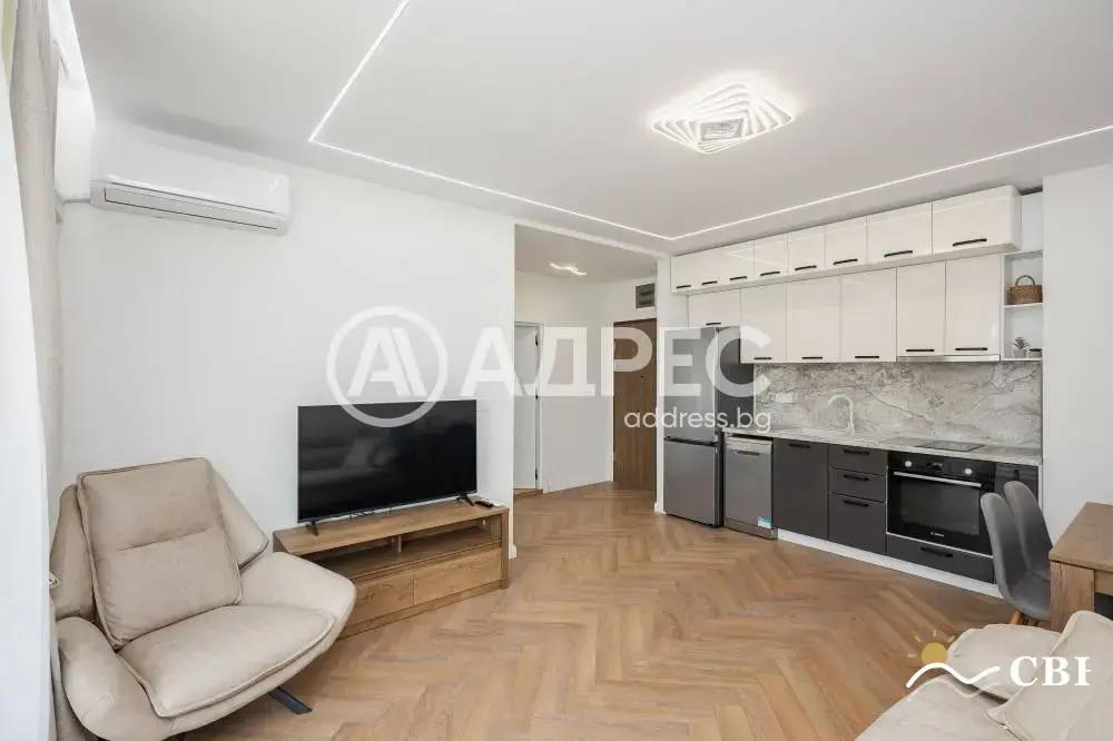 Apartment, 2-room, 60 m², in Varna. Photo 1 of 16. Varna, Black Sea, Bulgaria. Cheap Beach Holiday.