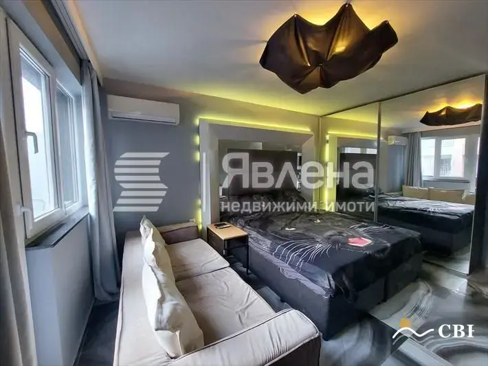 Apartment, 1-room, 36 m², in Pomorie. Photo 2 of 7. Pomorie, Black Sea, Bulgaria. Cheap Beach Holiday.