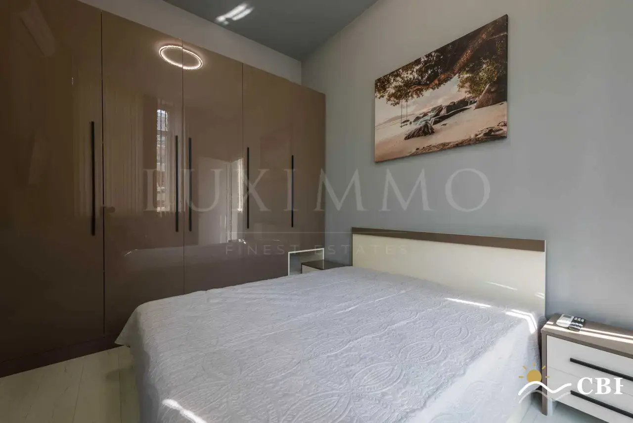 Apartment, 3-room, 100 m², in Varna. Photo 8 of 16. Varna, Black Sea, Bulgaria. Cheap Beach Holiday.