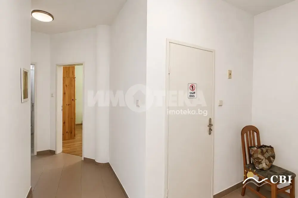 Apartment, 3-room, 140 m², in Varna. Photo 6 of 16. Varna, Black Sea, Bulgaria. Cheap Beach Holiday.