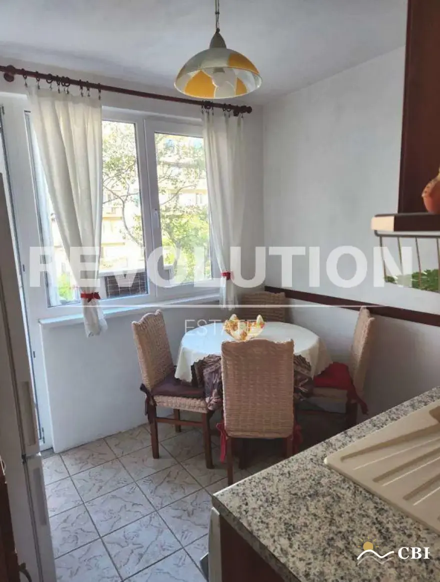 Apartment, 3-room, 78 m², in Varna. Photo 3 of 8. Varna, Black Sea, Bulgaria. Cheap Beach Holiday.