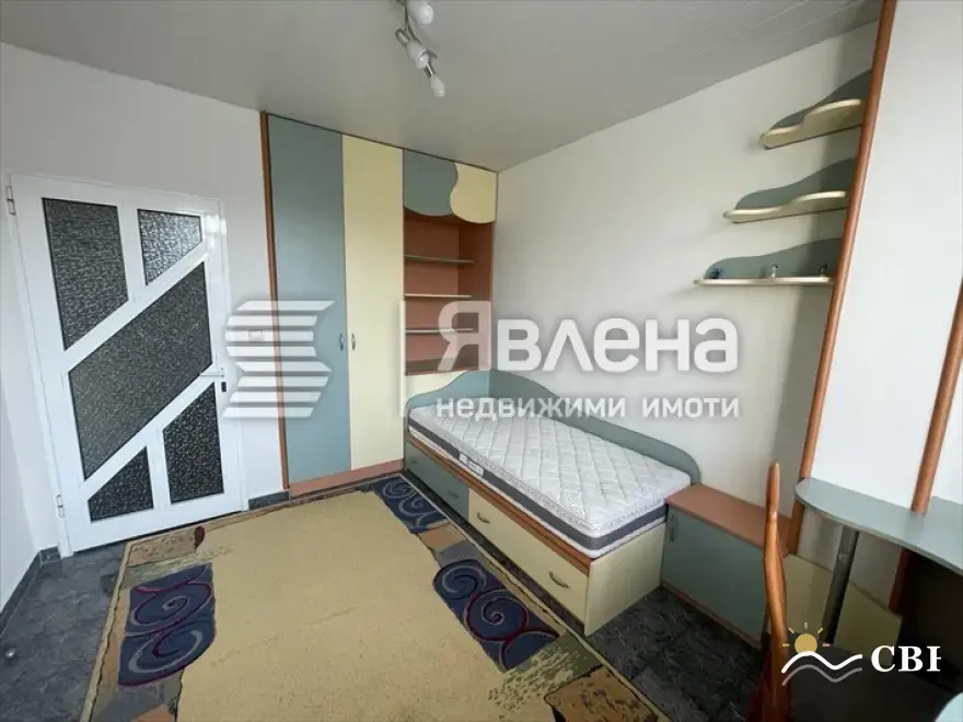 Apartment, 4-room, 120 m², in Varna. Photo 8 of 13. Varna, Black Sea, Bulgaria. Cheap Beach Holiday.